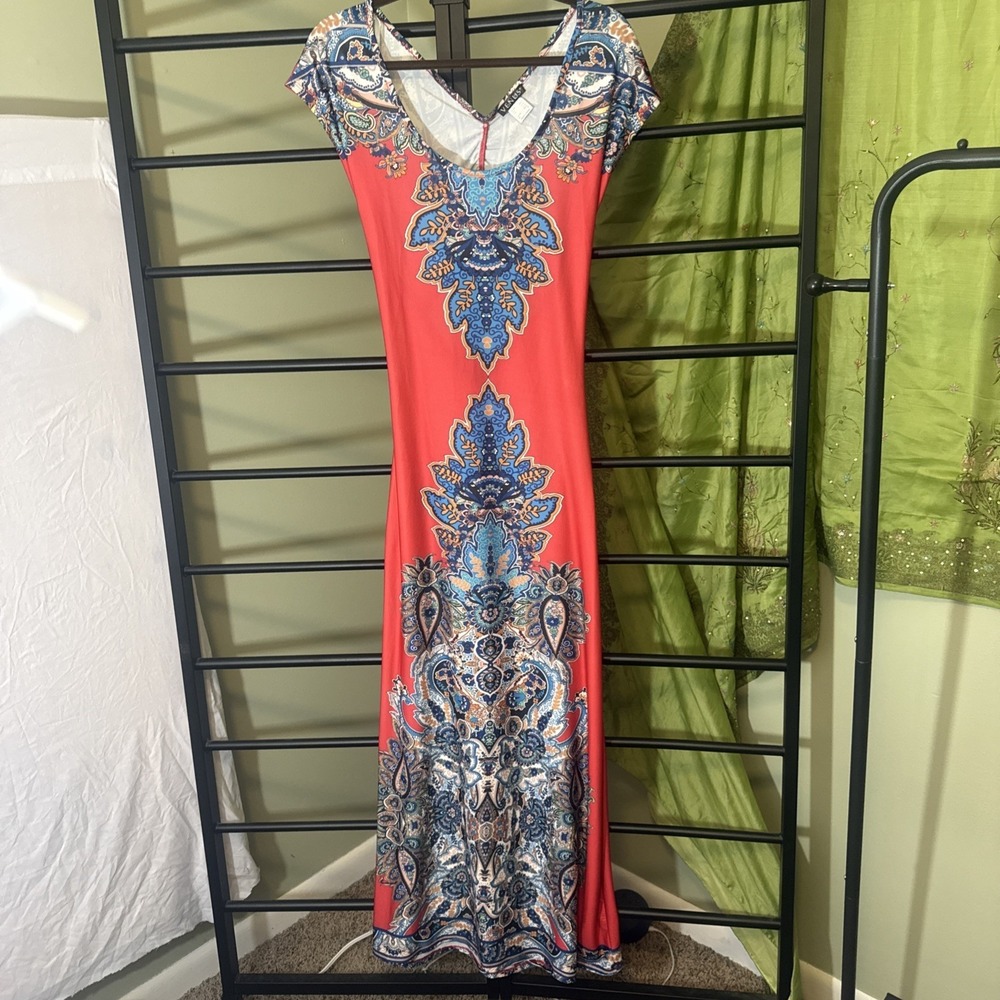 Boho Maxi Dress Keyhole Back‎ Paisley Print Coral Resort Stretch Size Mediu